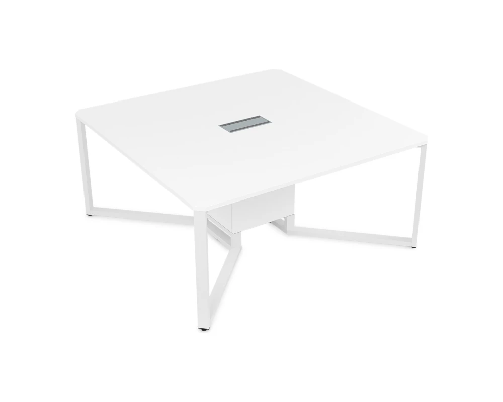 Стол-квадрат (1600x1600x750) САММИТ / SUMMIT