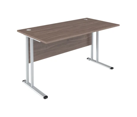 Стол прямой 1400х720х747 Imago М